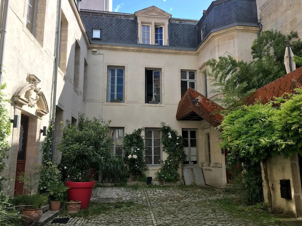 Authentic Flat in Dijon
