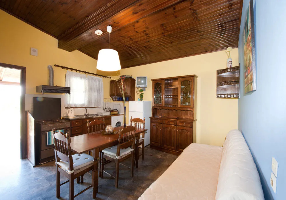 Helena Apartments & Villas