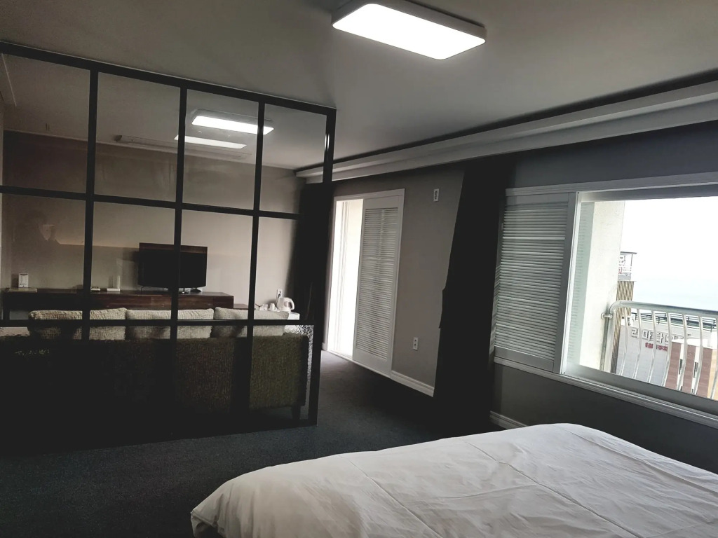 Ocean View Hotel
