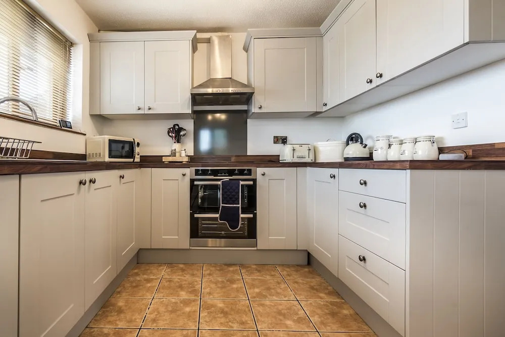 Field View - 3 Bedroom Holiday Home