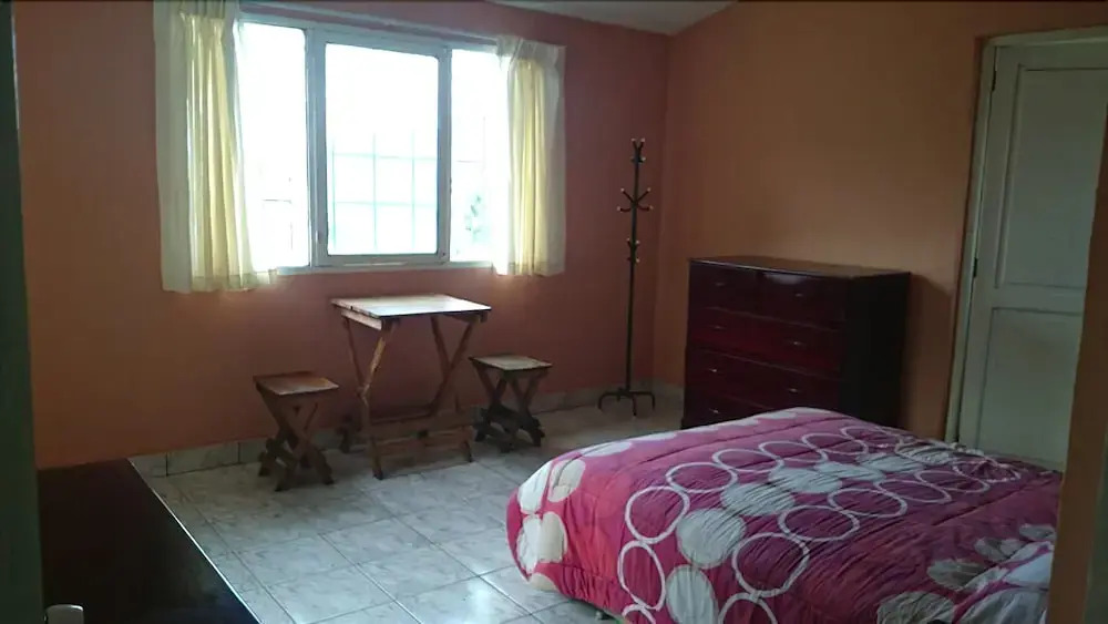 Hostal Villa Rosas