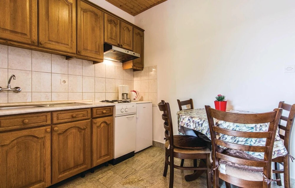 Stunning Apartment in Starigrad With 4 Bedrooms