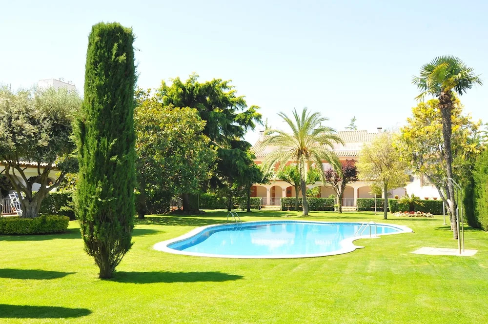 HomeHolidaysRentals Experience - Costa Barcelona
