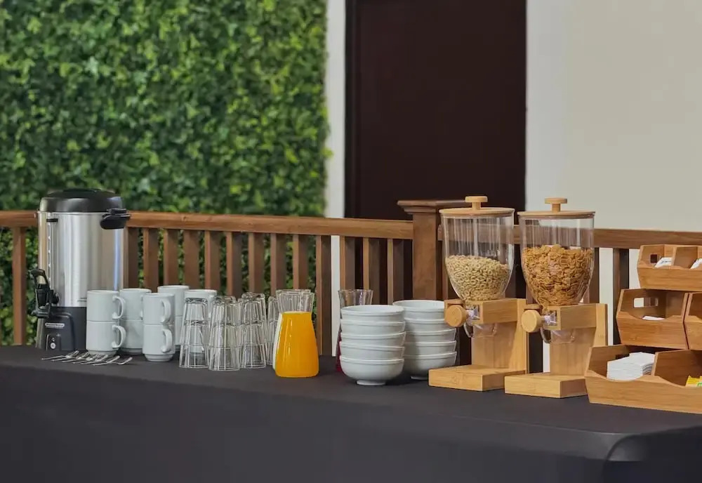 Hangar Inn Tijuana