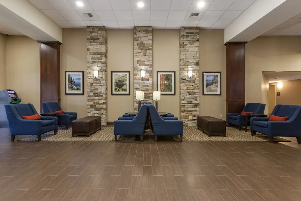 Comfort Inn & Suites I-90 City Center