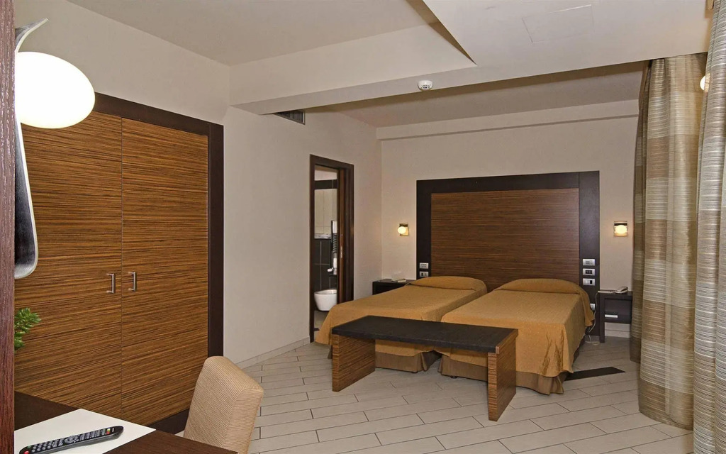 Hotel Eden