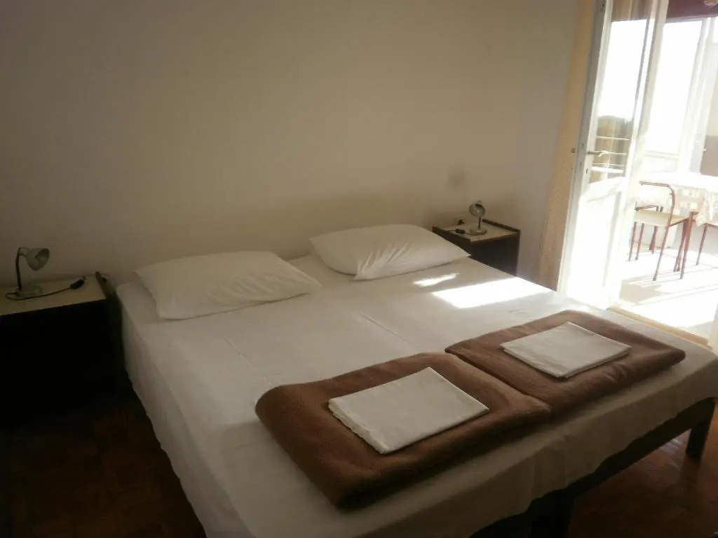 Apartments Kust