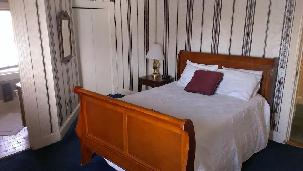 State House Inn