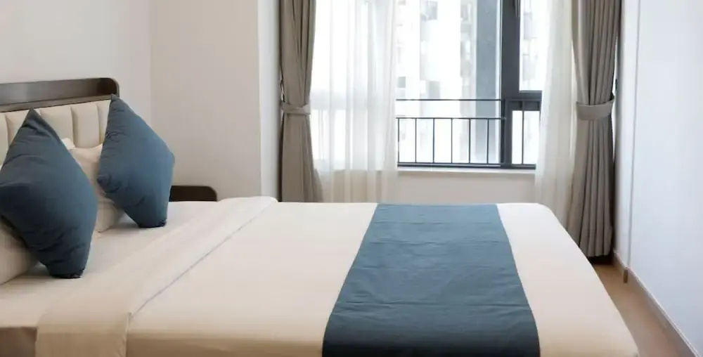 R&F Hotel and Apartment