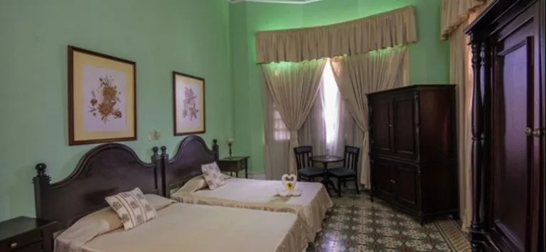 Hostal Palacio Azul