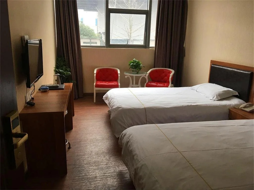 Juyuan Business Hotel