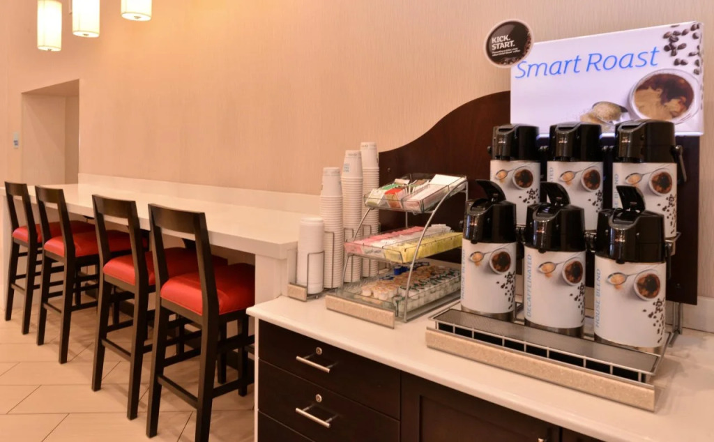 Holiday Inn Express Hotel & Suites Indianapolis W - Airport Area by IHG