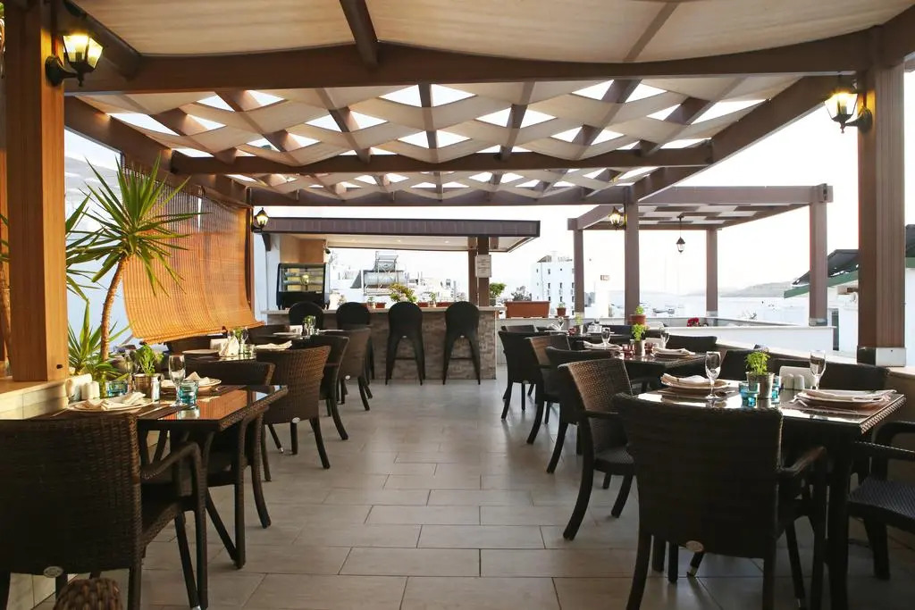 7. Art Feslegen Hotel