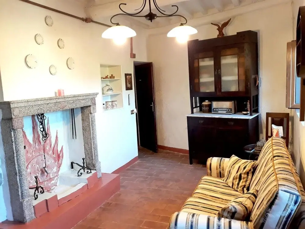 House With 4 Bedrooms in Granaiola, With Wonderful Mountain View and Furnished Terrace - 38 km From the Slopes