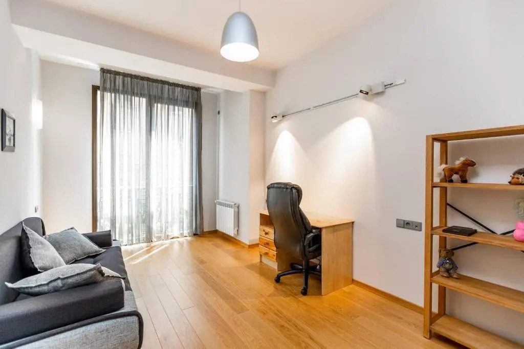 Wehost Spacious place near Rustaveli