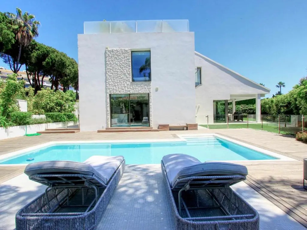 2244 new modern luxury villa in puerto banus