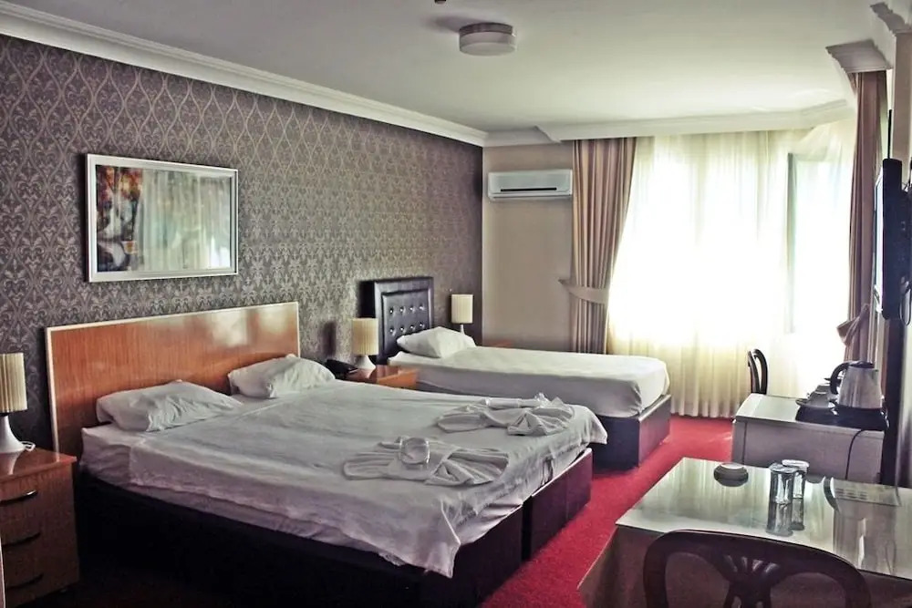 Oz Cinar Hotel
