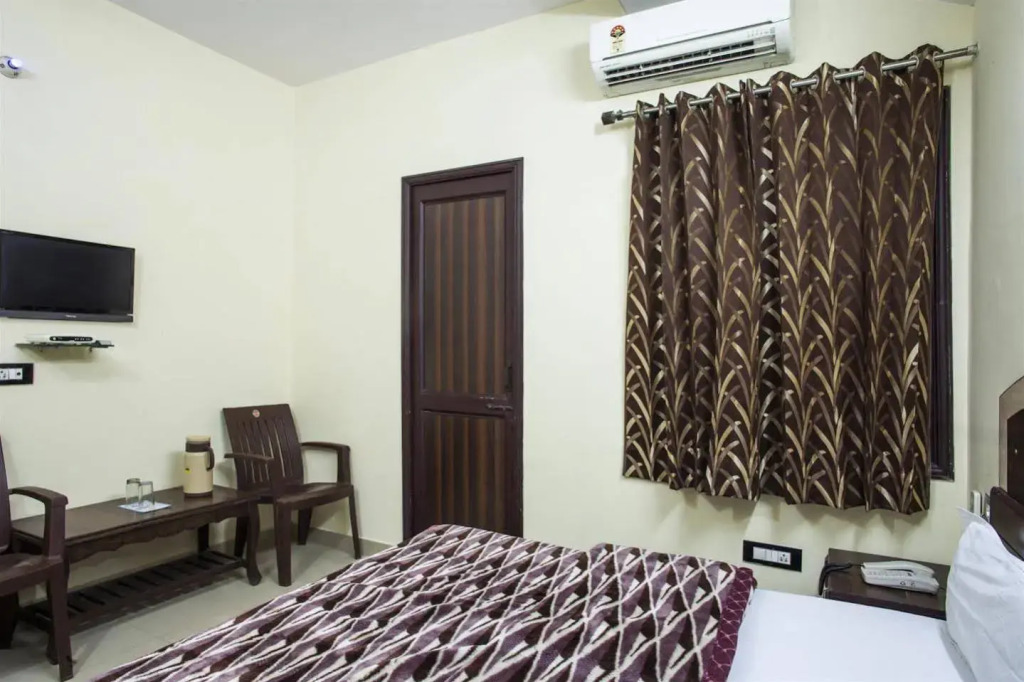 HOTEL G!S Paradise Amritsar - Provided Fully Air Conditioned & Well Decorated Rooms - Free Parking And Free Wi-fi Facility - A Premium Hotel In Amritsar