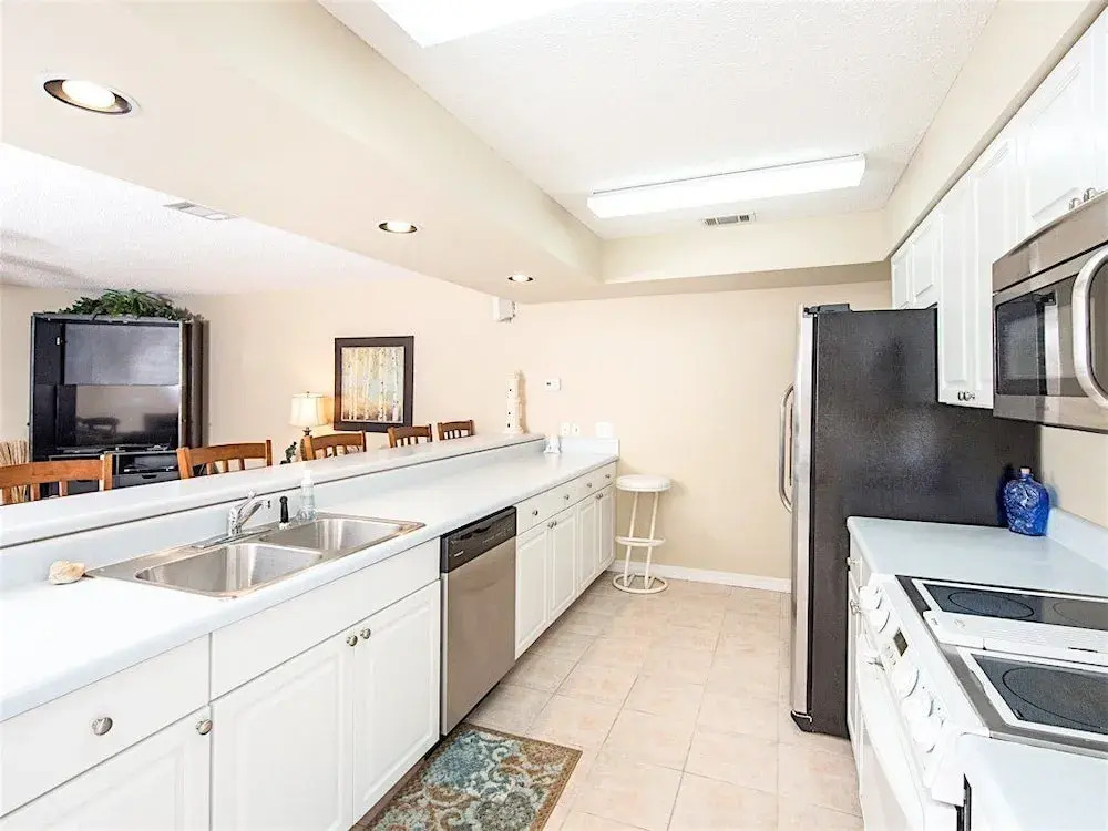 28561 Canal Rd Condo by RedAwning