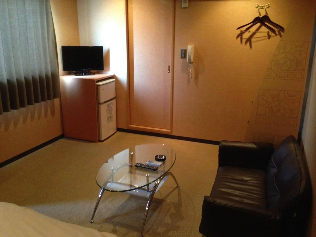 Uehonmachi Plaza Hotel - Adult Only