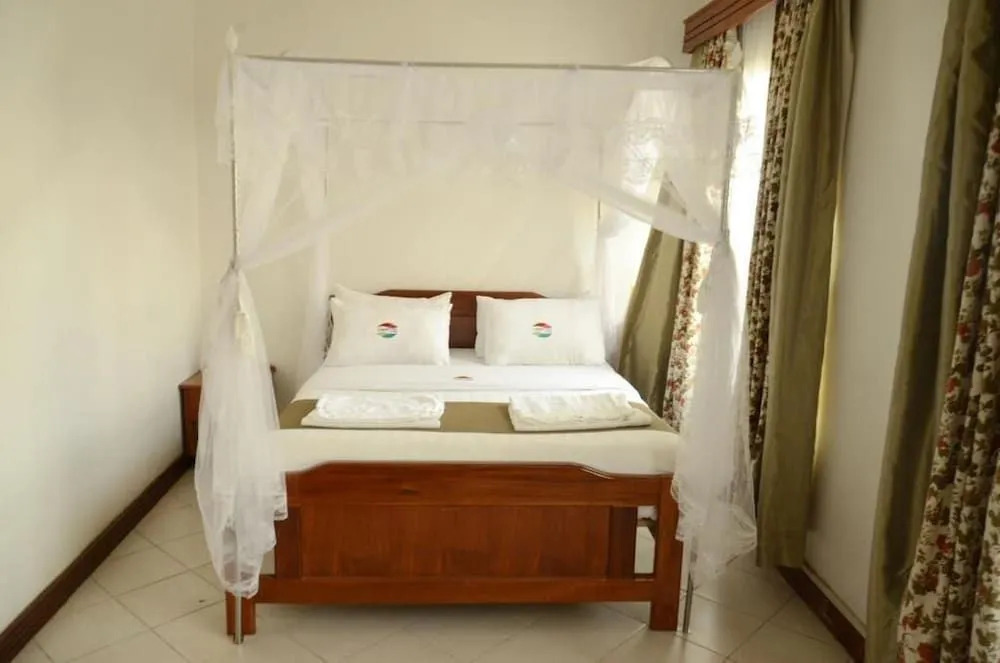 Comfy Inn Hotel