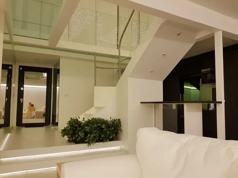 Designer Property Laid out Over 2 Floors In the Most Elegant Area Of Rome