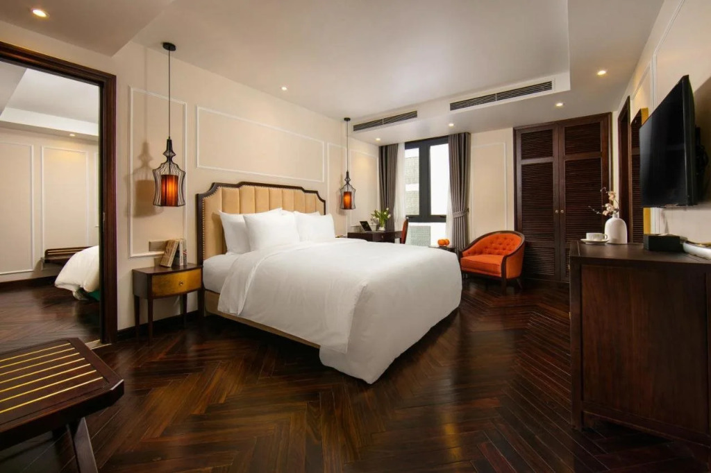 GM Premium Hotel