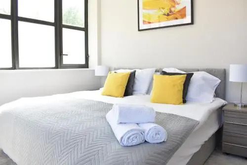 Watford Apartments Century House Self Contained Units
