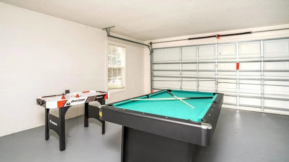 Hampton Lakes - Lovely 3bd/2ba Pool Home 3hl905