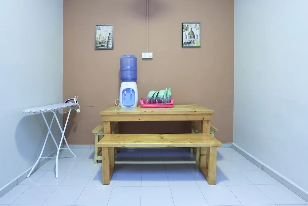 OYO HOME 90244 Dkeris 2bhk Apartment