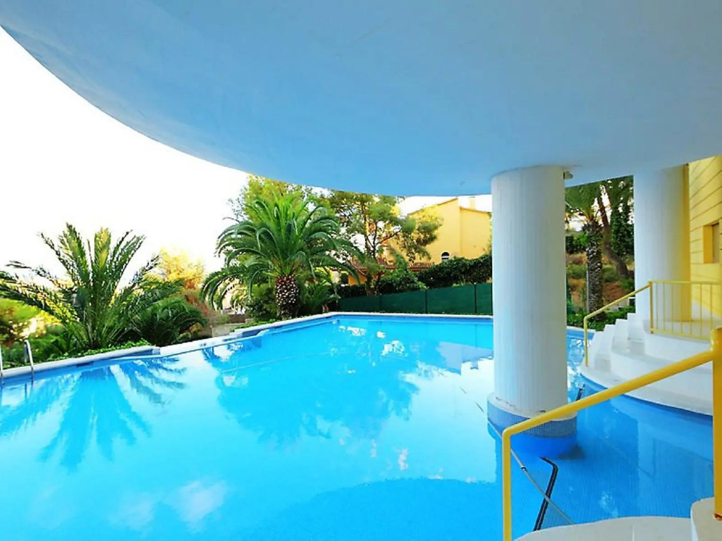 Urb Vallpineda Avda. Miquel Utrillo 99 - Three Bed