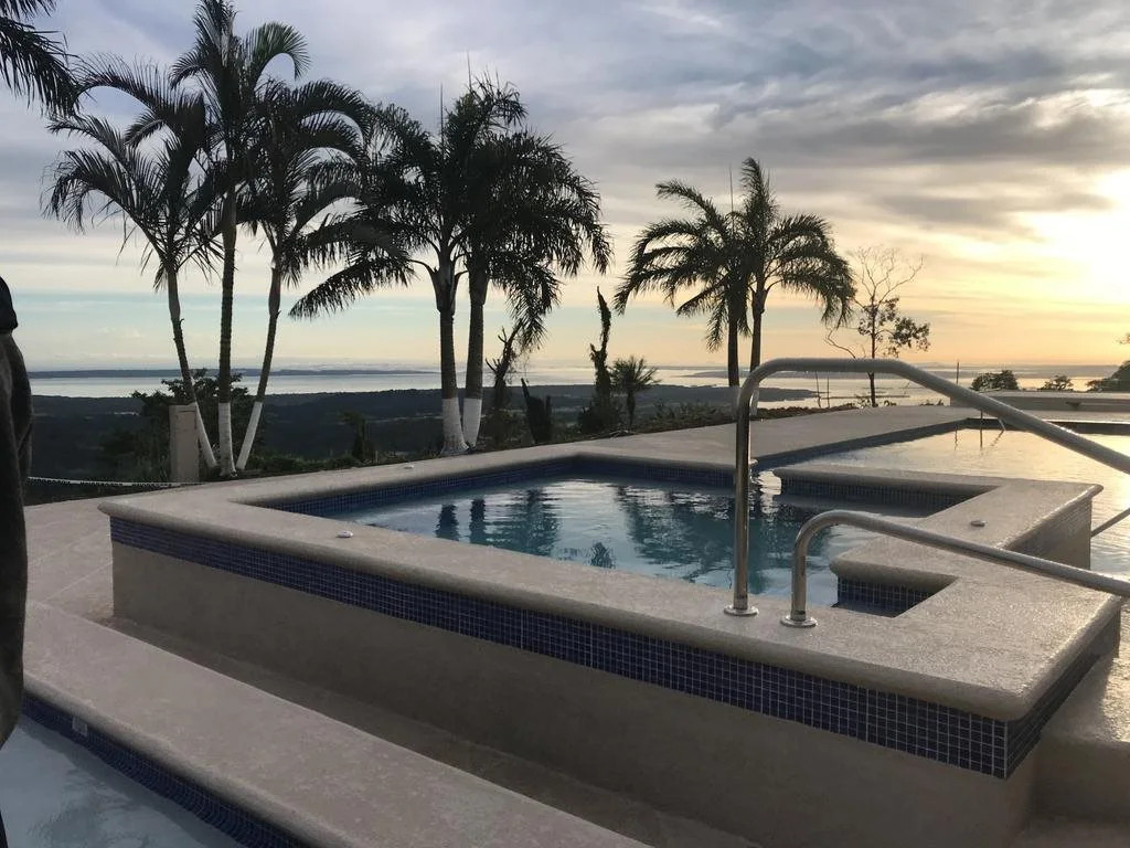 Bocas Ridge Hotel and Residences