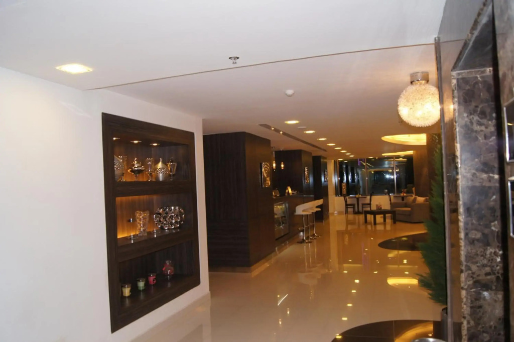 Watheer Hotel Suite