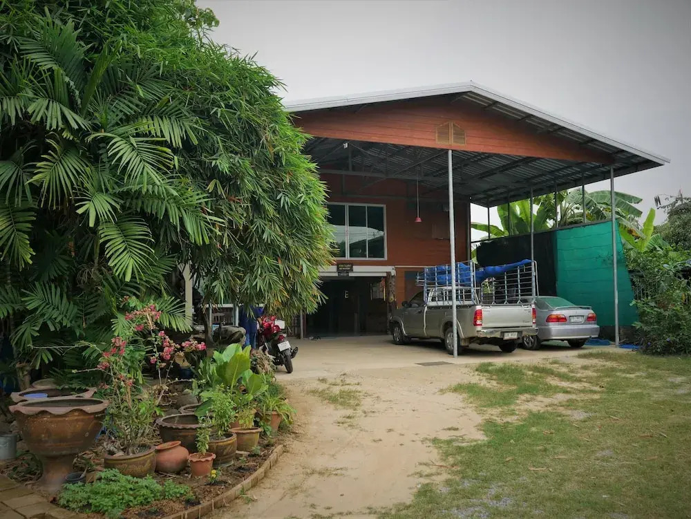 Chalong Homestay
