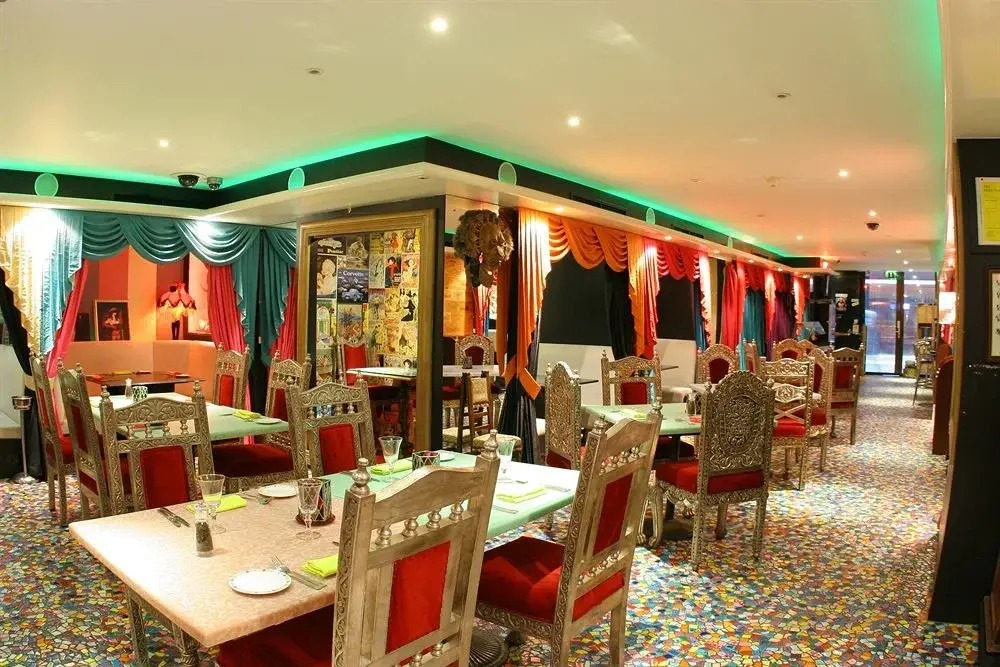 Four Stars Hotel