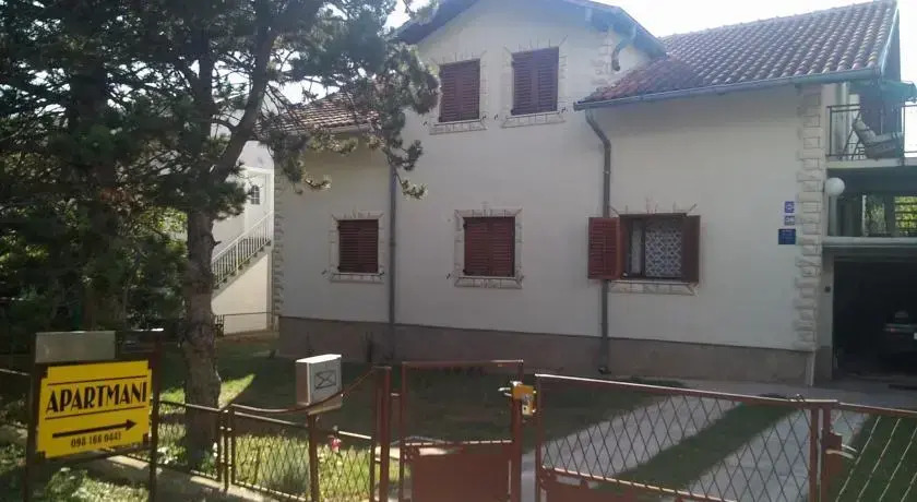 Apartment Amalija