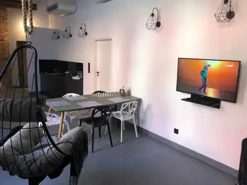 LivingRoom 4A