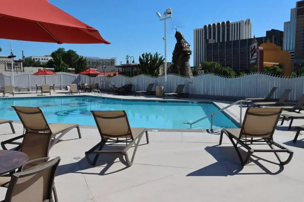 Sands Regency Casino Hotel — только для взрослых