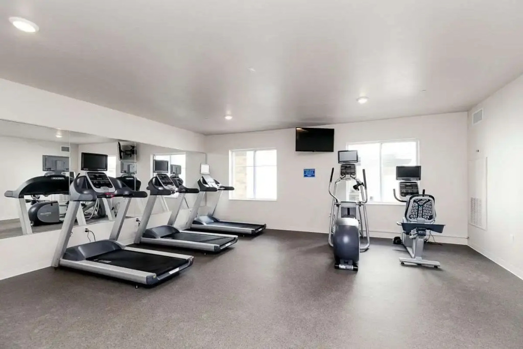 Soka Suites Dallas - Las Colinas