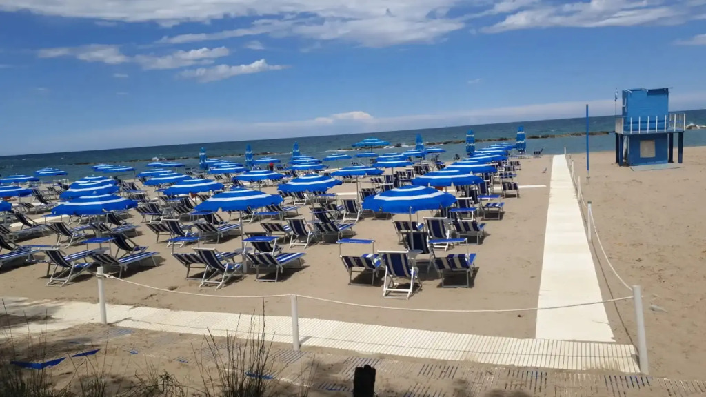 Aloha Park Hotel