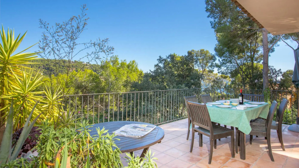 Ronda in Llafranc with 4 bedrooms and 2 bathrooms