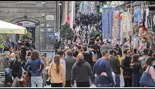 l'oro di napoli struttura a conduzione familiare vico san pellegrino a San paolo 24