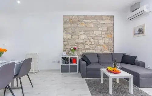 Apartment Eva