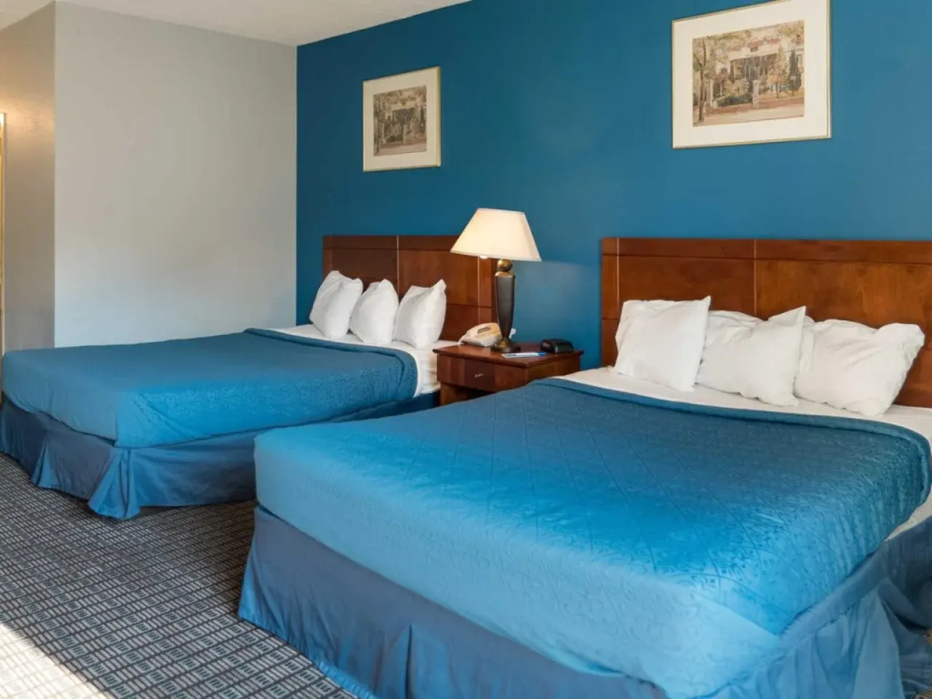 Quality Inn Greenfield