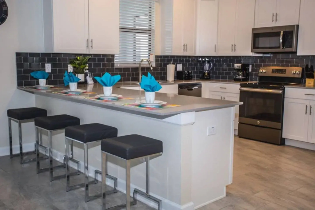 Splendid home with private pool and game room near Disney