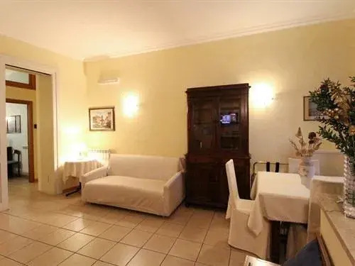 Apartment Julia Guesthouse