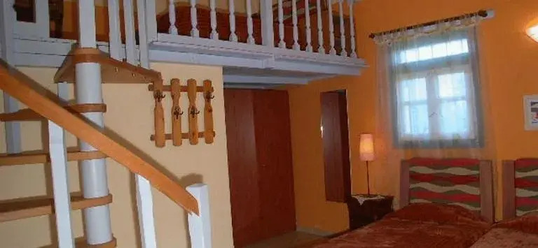 Cavo Perlevos Studios