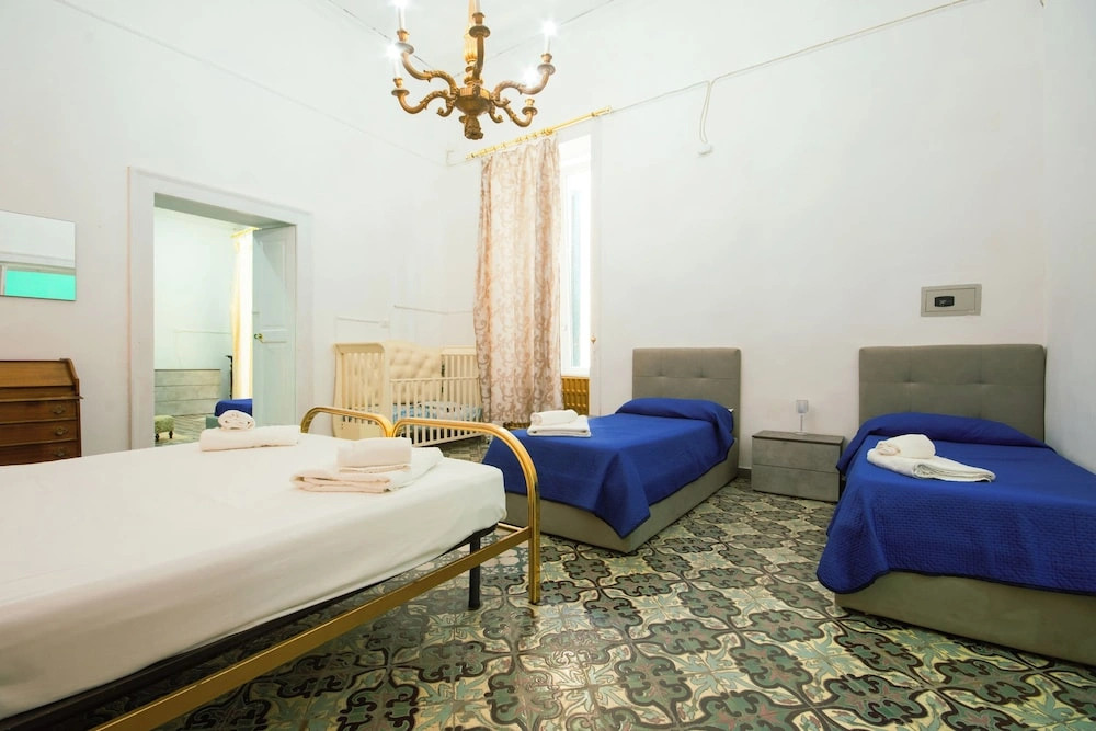 Maestosa Casa In Napoli Centro