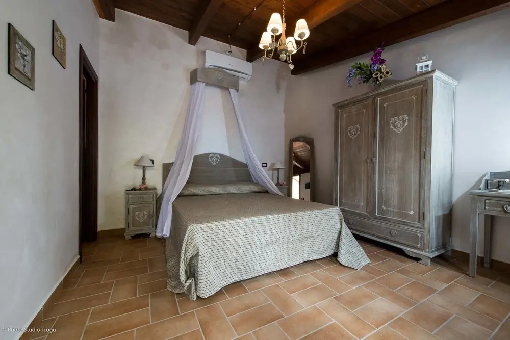Il Giardino dei Flintstones B&B