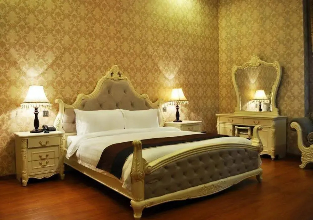 The Weston Hotel
